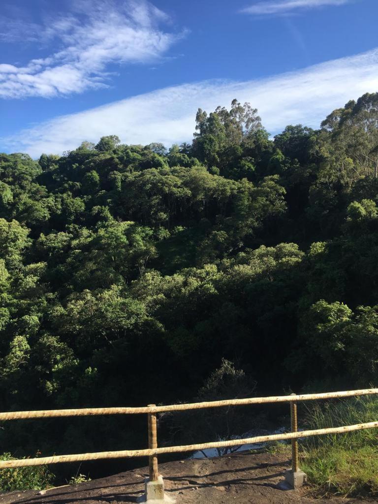 Pousada Som Das Aguas Bueno Brandão エクステリア 写真
